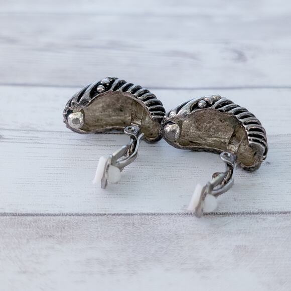 Vintage Clip On Earrings Very Large Chunky Statement Earrings - Picture 7 of 11